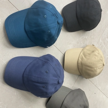 Casual all-cotton smooth board baseball cap Casual all-cotton smooth board baseball cap
